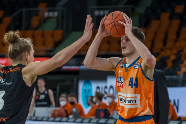 却非同一般 却非同一般