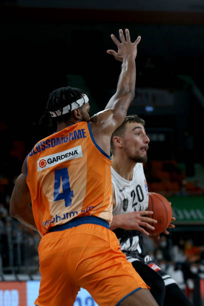 能打五号位 能打五号位